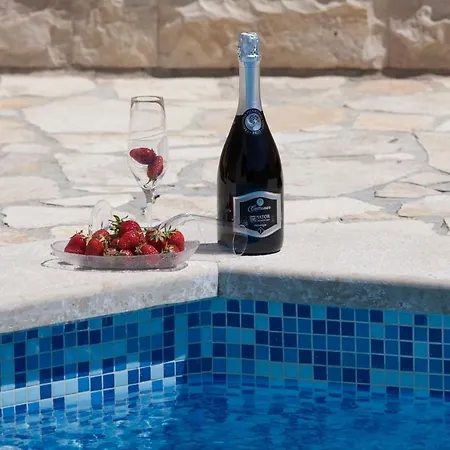 Undina - Luxury House Near Beaches For Big Group Villa